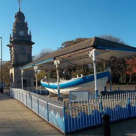 Rosebank Guest House South Shields Bagian luar foto