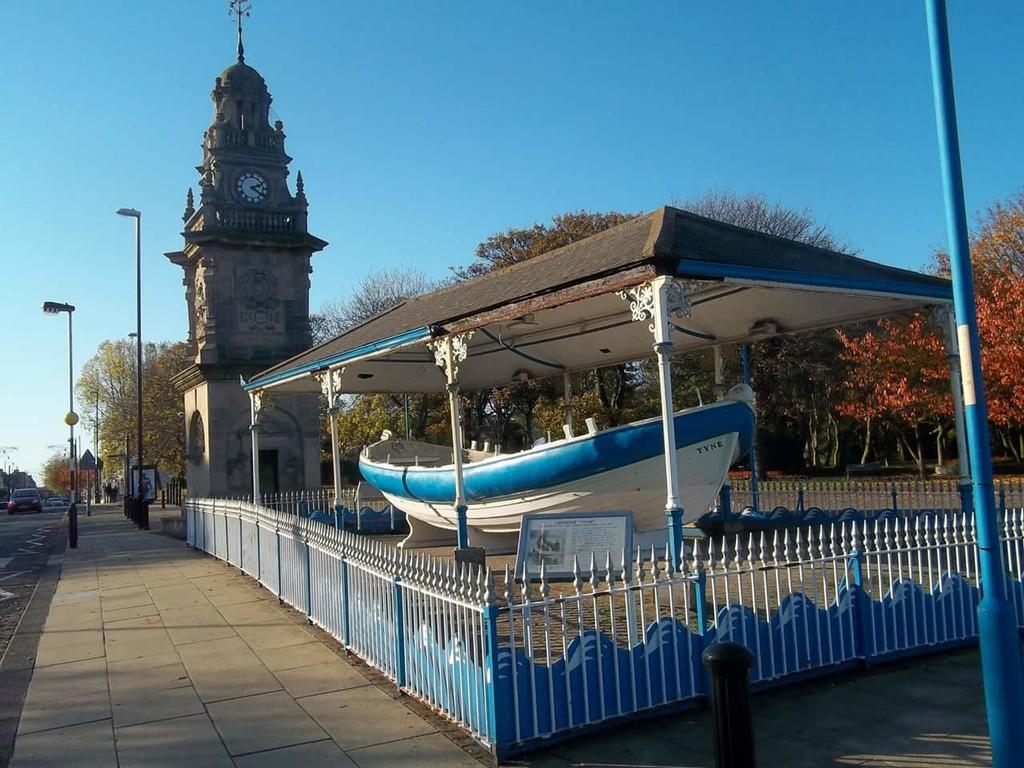 Rosebank Guest House South Shields Bagian luar foto