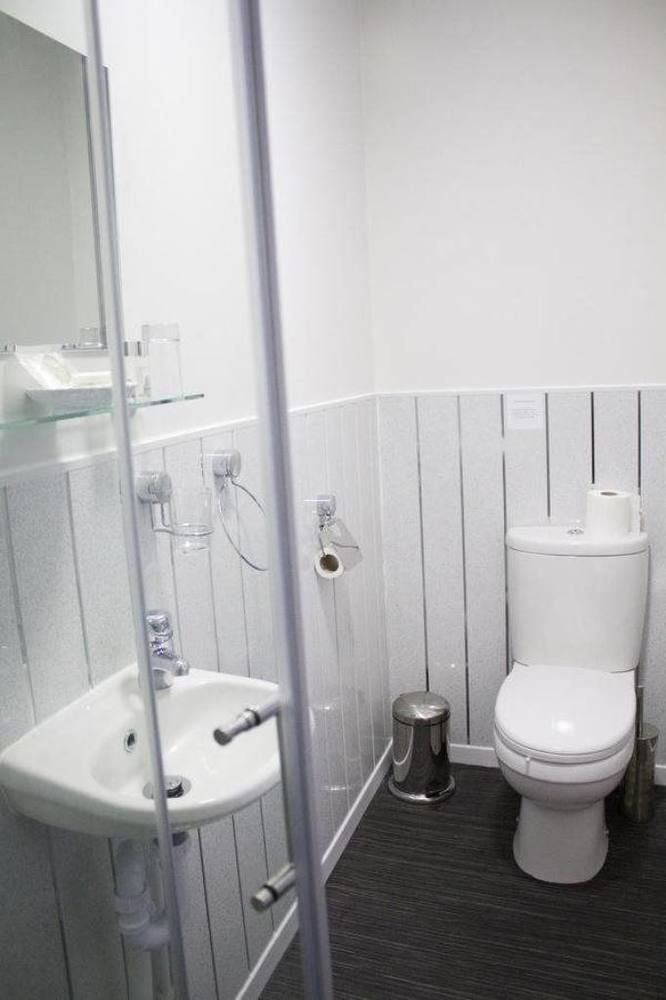 Rosebank Guest House South Shields Bagian luar foto